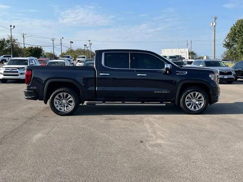 New 2026 GMC Sierra 1500 Denali w/ Technology Package image 3