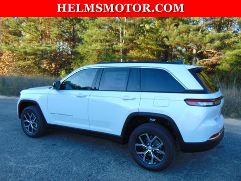 New 2025 Jeep Grand Cherokee Limited image 5