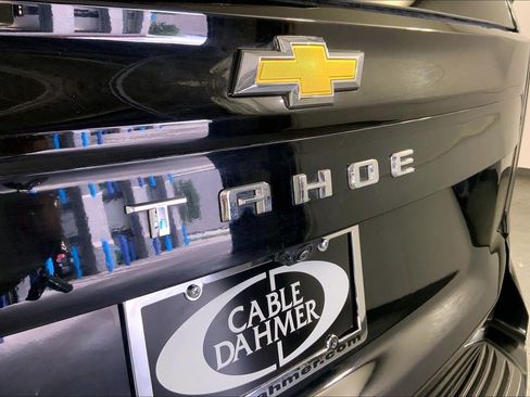 Used 2025 Chevrolet Tahoe Premier AWD/4WD image 8