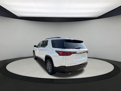 Used 2023 Chevrolet Traverse LT