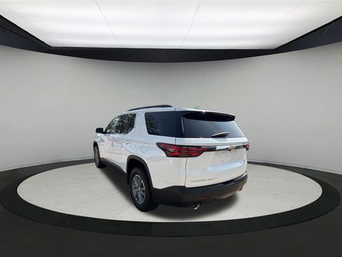 Used 2023 Chevrolet Traverse LT AWD/4WD image 3