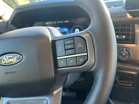 Used 2025 Ford F150 Lightning Lariat image 18