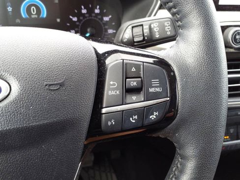 Used 2021 Ford Escape SE w/ Cold Weather Package AWD/4WD image 18
