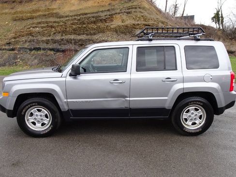 Used 2017 Jeep Patriot Sport w/ Power Value Group image 1