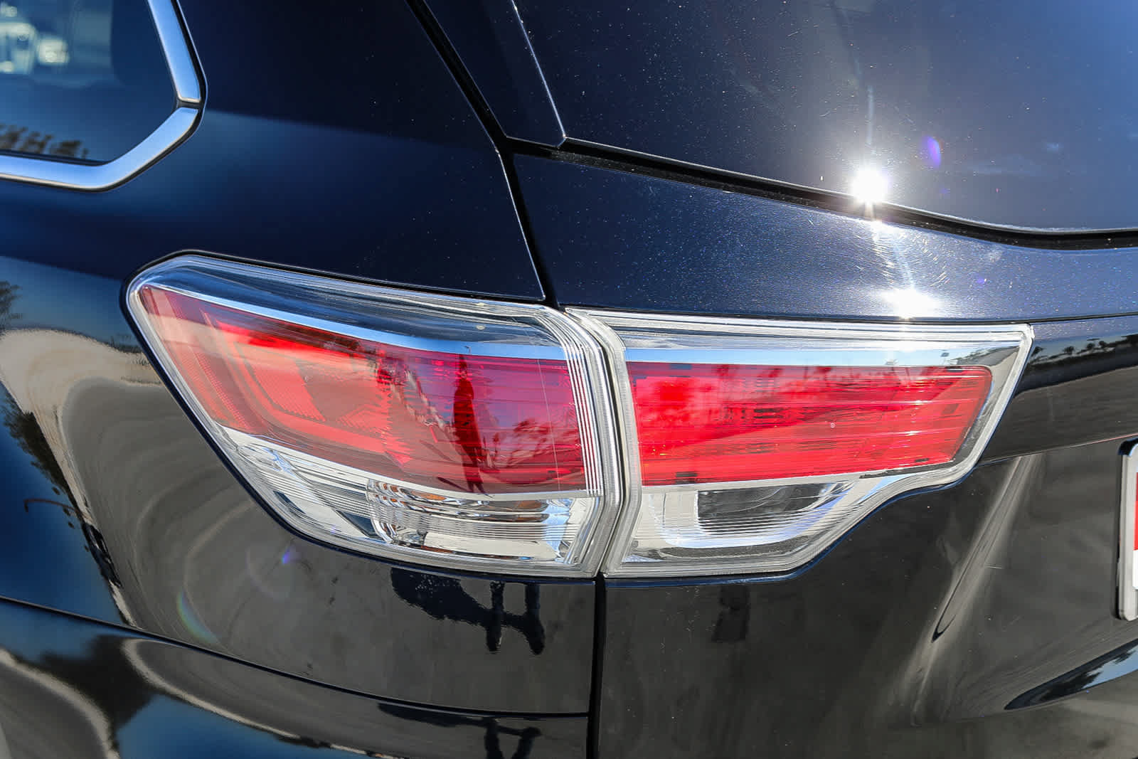 Used 2015 Toyota Highlander XLE AWD/4WD image 9