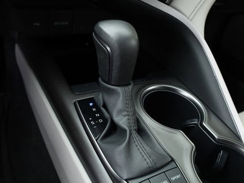 Used 2024 Toyota Camry XSE image 4