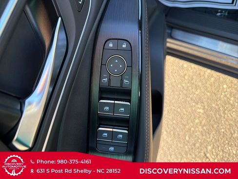 New 2026 Nissan Rogue Platinum w/ Tech Package AWD/4WD image 11