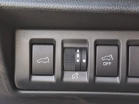 Certified 2025 Subaru Outback Premium image 26