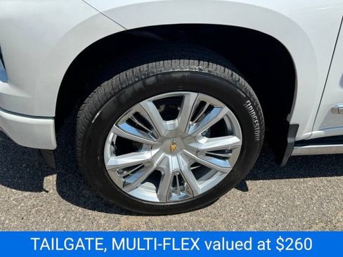 Certified 2024 Chevrolet Silverado 1500 High Country w/ High Country Premium Package AWD/4WD image 11