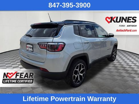 Used 2025 Jeep Compass Limited AWD/4WD image 7