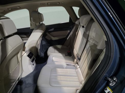 Used 2018 Audi Q5 Prestige w/ Prestige Package image 22