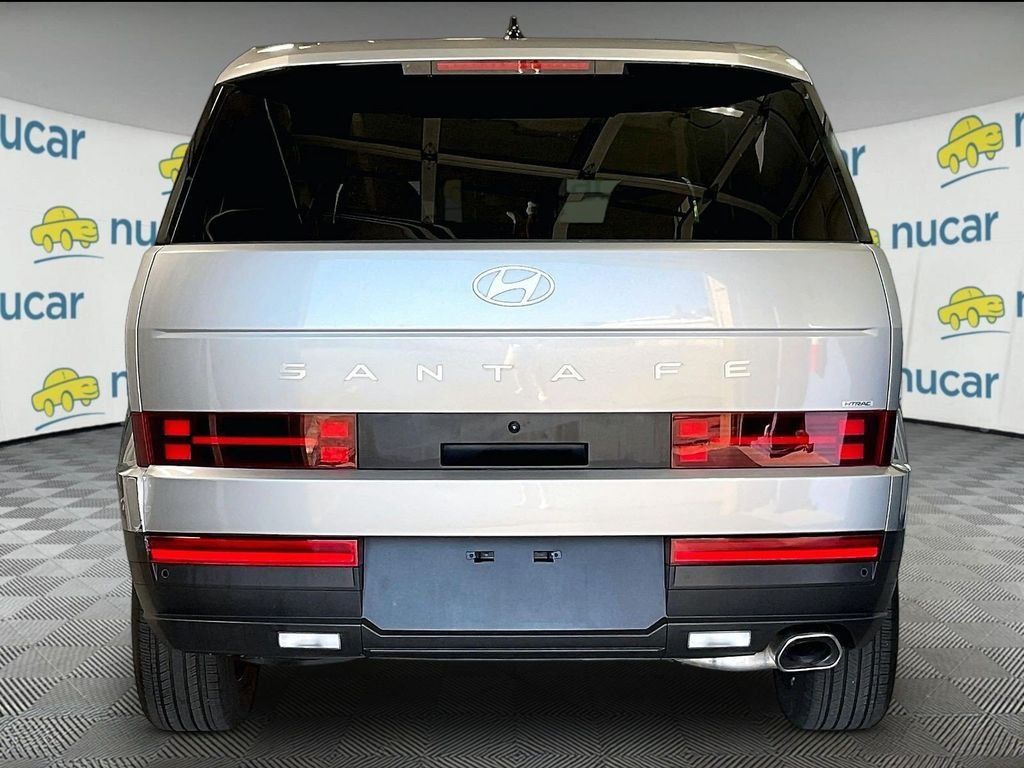 Used 2024 Hyundai Santa Fe SE AWD/4WD image 5