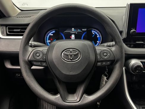 Used 2024 Toyota RAV4 LE AWD/4WD image 28