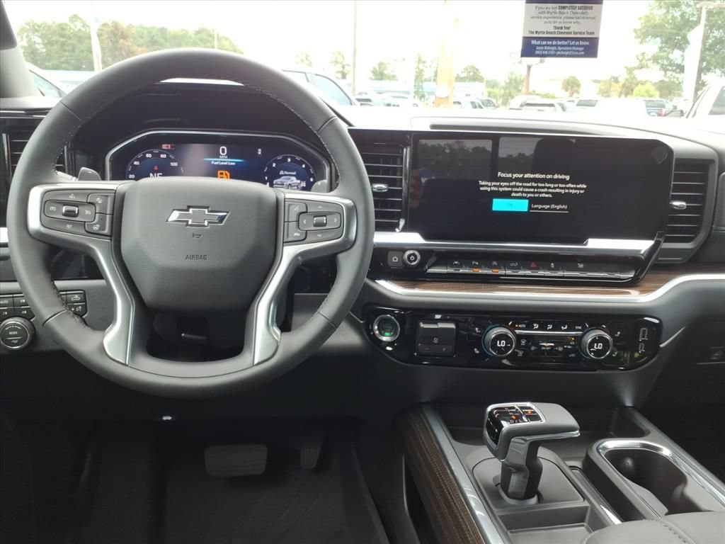 New 2026 Chevrolet Silverado 1500 RST w/ Redline Edition AWD/4WD image 13