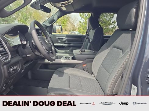 New 2026 RAM 1500 4x4 Crew Cab image 9