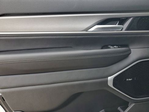 New 2026 Jeep Grand Wagoneer Limited AWD/4WD image 16