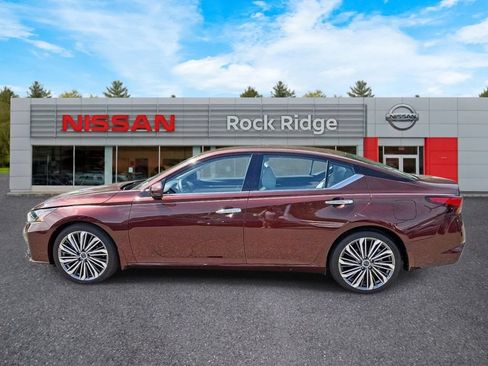 Certified 2023 Nissan Altima 2.5 SL FWD image 5