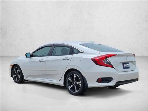 Used 2016 Honda Civic Touring image 7