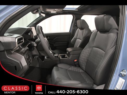 Used 2026 Toyota Tacoma TRD Off-Road AWD/4WD image 5