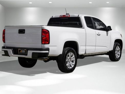 Used 2022 Chevrolet Colorado LT w/ LT Convenience Package image 6