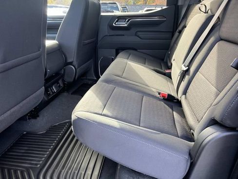 New 2026 GMC Sierra 1500 Elevation image 10