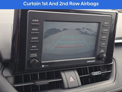 Used 2020 Toyota RAV4 XLE w/ Carpet Mat Package image 23