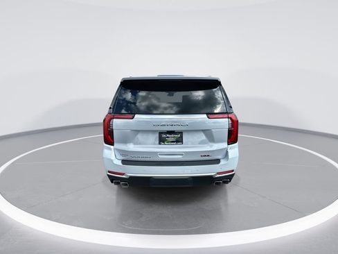 New 2026 GMC Yukon XL Denali w/ Denali Reserve Package AWD/4WD image 7