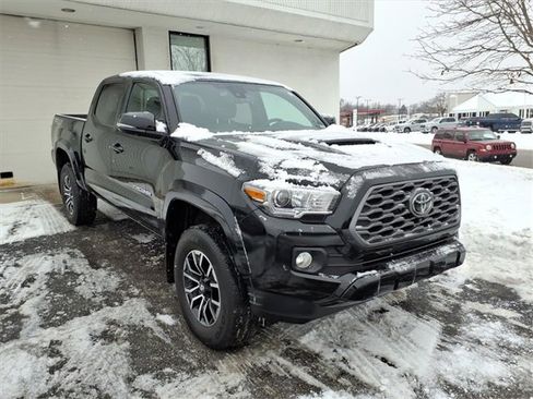 Used 2023 Toyota Tacoma TRD Sport image 24