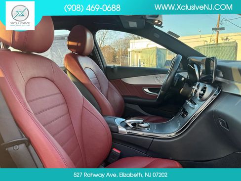 Used 2019 Mercedes-Benz C 300 4MATIC Sedan image 23