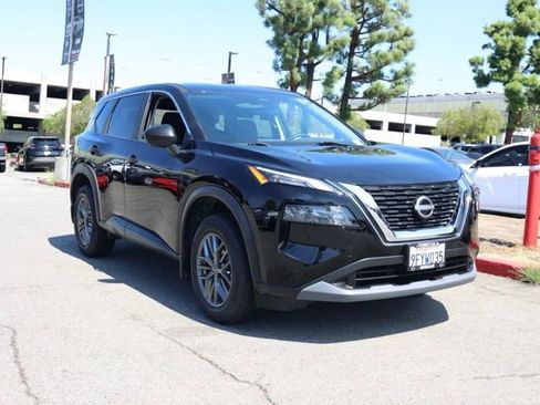 Certified 2023 Nissan Rogue S image 2