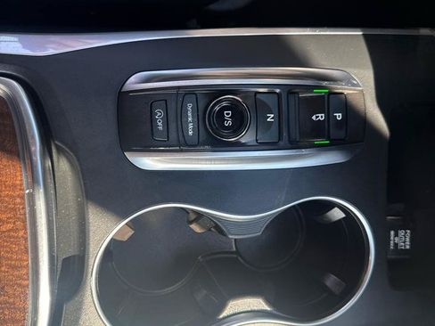 Used 2020 Acura MDX SH-AWD image 34