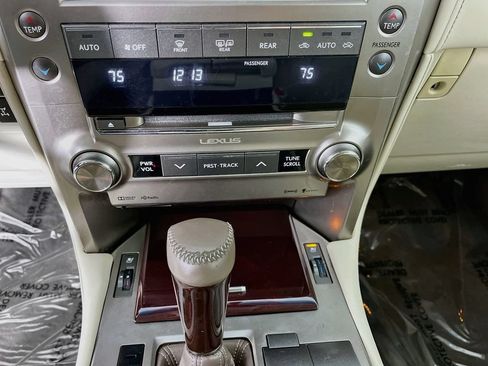 Used 2019 Lexus GX 460 Premium w/ Premium Package AWD/4WD image 21