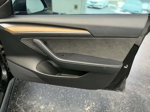 Used 2022 Tesla Model 3 Performance image 12