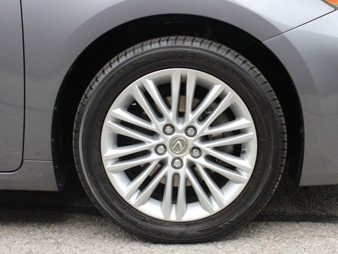 Used 2015 Lexus ES 350 w/ Luxury Package FWD image 36