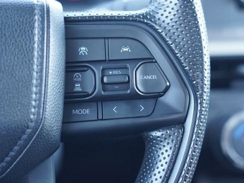 Used 2024 Toyota Tacoma SR5 AWD/4WD image 23