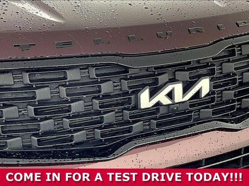 Used 2022 Kia Telluride SX w/ Nightfall Edition Package AWD/4WD image 30