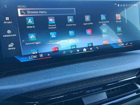 Used 2026 BMW 330i Sedan w/ Premium Package image 22