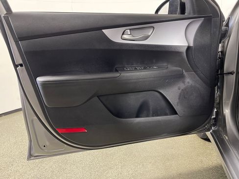 Used 2023 Kia Forte LXS FWD image 19