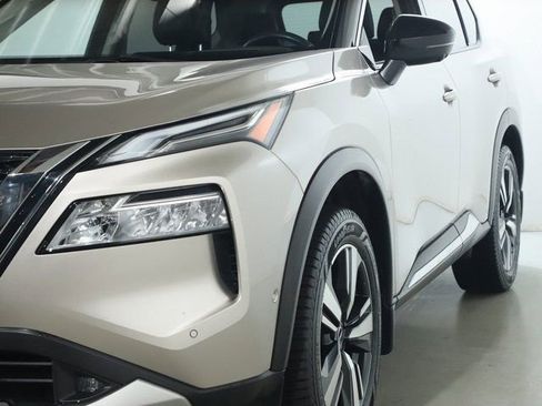 Used 2022 Nissan Rogue Platinum w/ Head-Up Display Package image 4