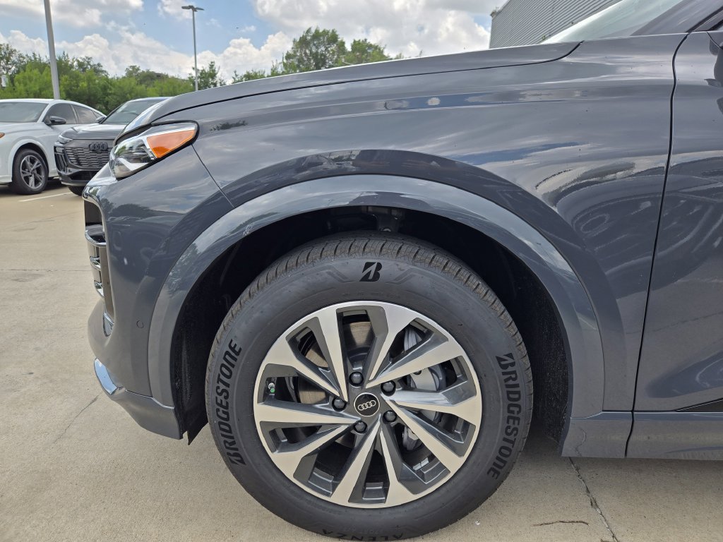 New 2027 Audi Q6 e-tron Premium AWD/4WD image 12