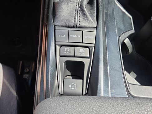 Used 2026 Toyota Camry LE w/ Convenience Package FWD image 25