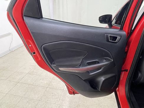Used 2020 Ford EcoSport SE image 16