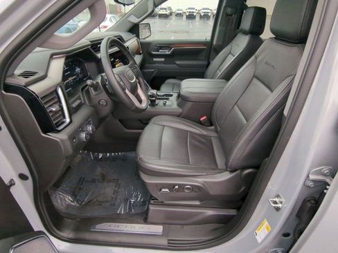 Used 2025 GMC Sierra 1500 Denali w/ Denali Reserve Package image 6