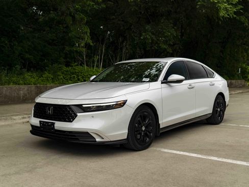 Used 2024 Honda Accord EX-L image 5