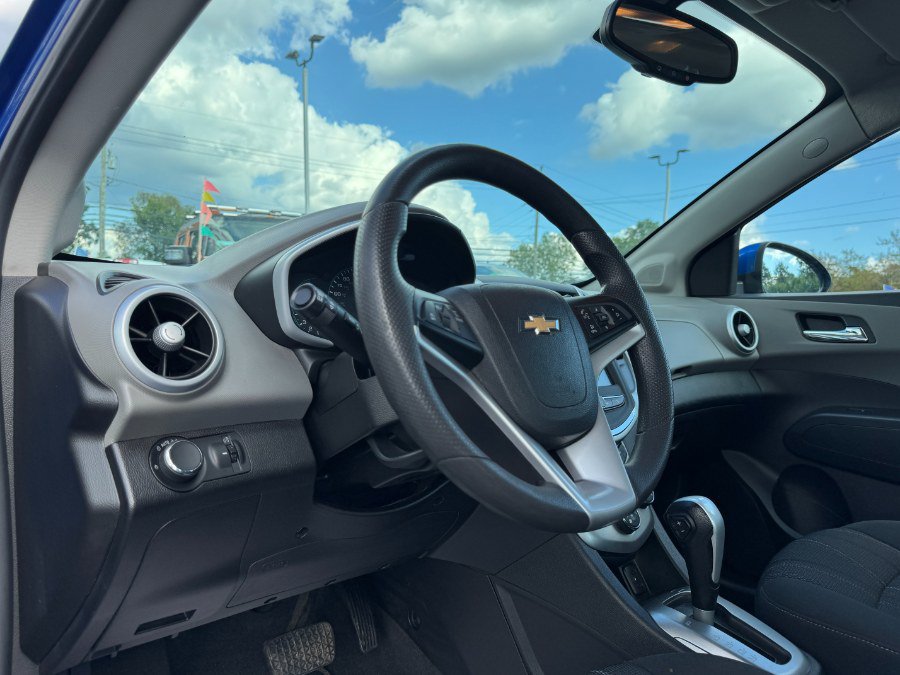 Used 2017 Chevrolet Sonic LT FWD image 14