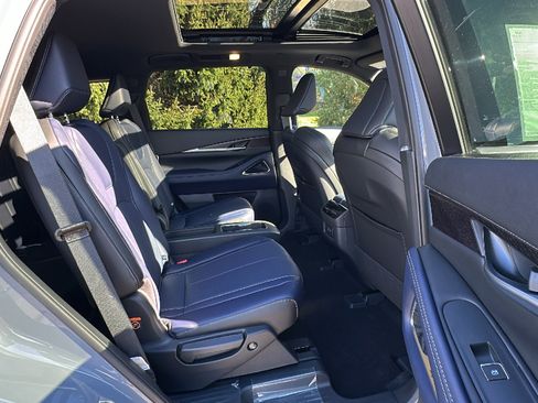 New 2026 INFINITI QX60 Sport w/ Dark Cargo Package image 10