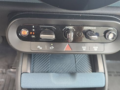 Used 2025 MINI Cooper Countryman S w/ Comfort Package Max image 22