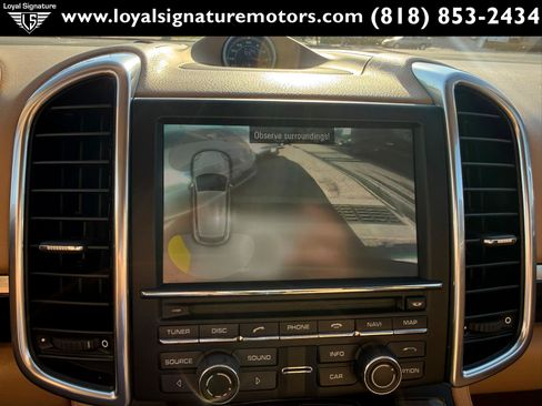 Used 2012 Porsche Cayenne AWD/4WD image 28