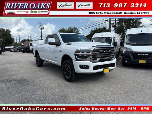 Used 2025 RAM 2500 Laramie AWD/4WD image 1