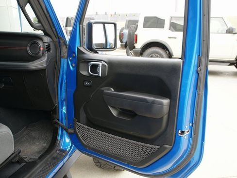 Used 2024 Jeep Wrangler Unlimited Rubicon w/ Safety Group image 35